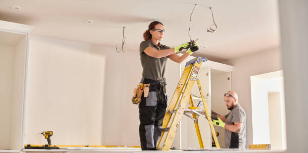 Best Emergency Electrical Repair  in Newpt, OR