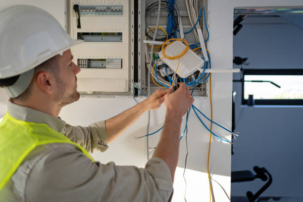 Best Emergency Electrical Repair  in Newpt, OR